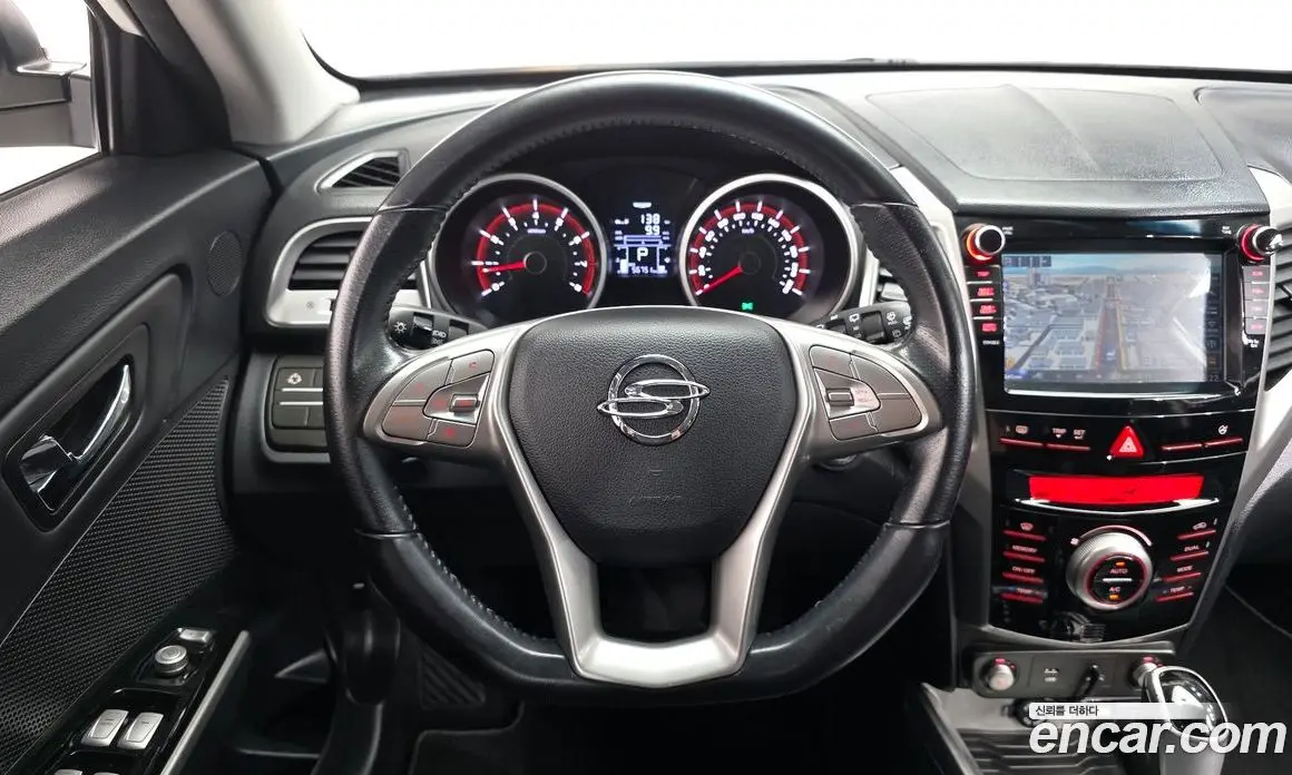 SsangYong TIBOLI 2015 1.6 автомат (гидро), фото 18