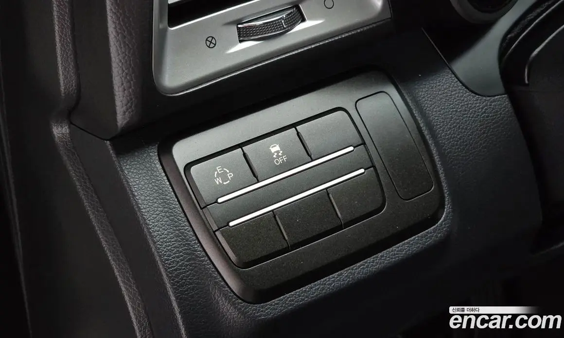 SsangYong TIBOLI 2015 1.6 автомат (гидро), фото 21
