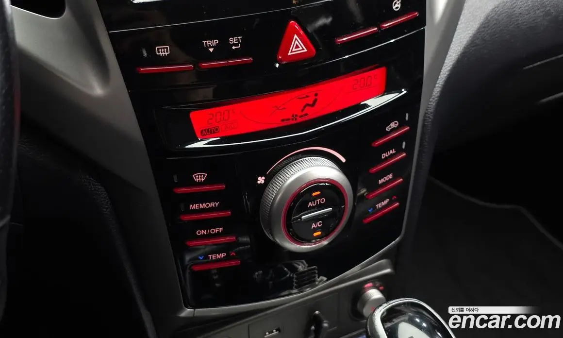 SsangYong TIBOLI 2015 1.6 автомат (гидро), фото 24