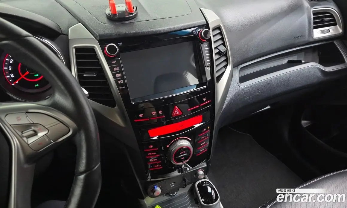 SsangYong TIBOLI 2016 1.6 автомат (гидро), фото 14