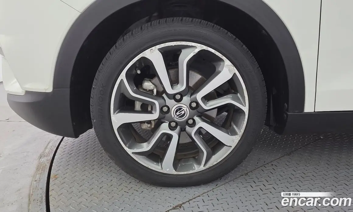 SsangYong TIBOLI 2016 1.6 автомат (гидро), фото 5