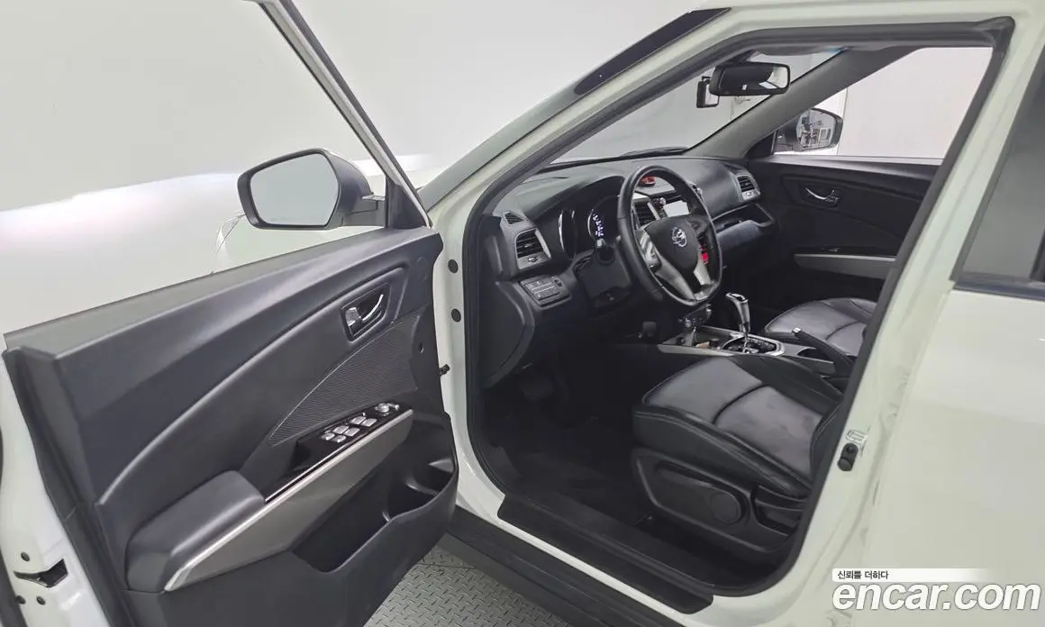 SsangYong TIBOLI 2016 1.6 автомат (гидро), фото 10