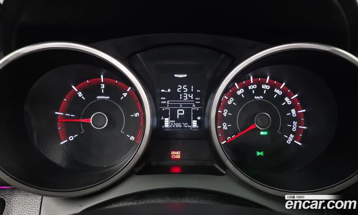 SsangYong TIBOLI 2016 1.6 автомат (гидро), фото 8 SsangYong TIBOLI 2016 1.6 автомат (гидро), фото 8