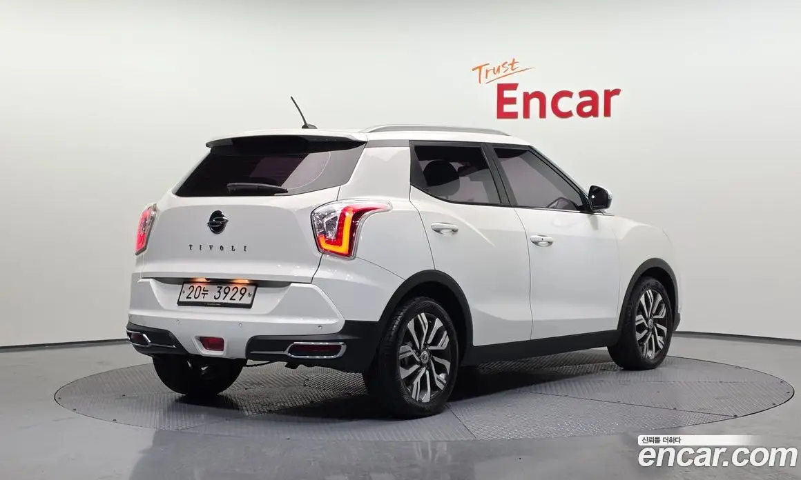SsangYong TIBOLI 2018 1.6 автомат (гидро), фото 2 SsangYong TIBOLI 2018 1.6 автомат (гидро), фото 2