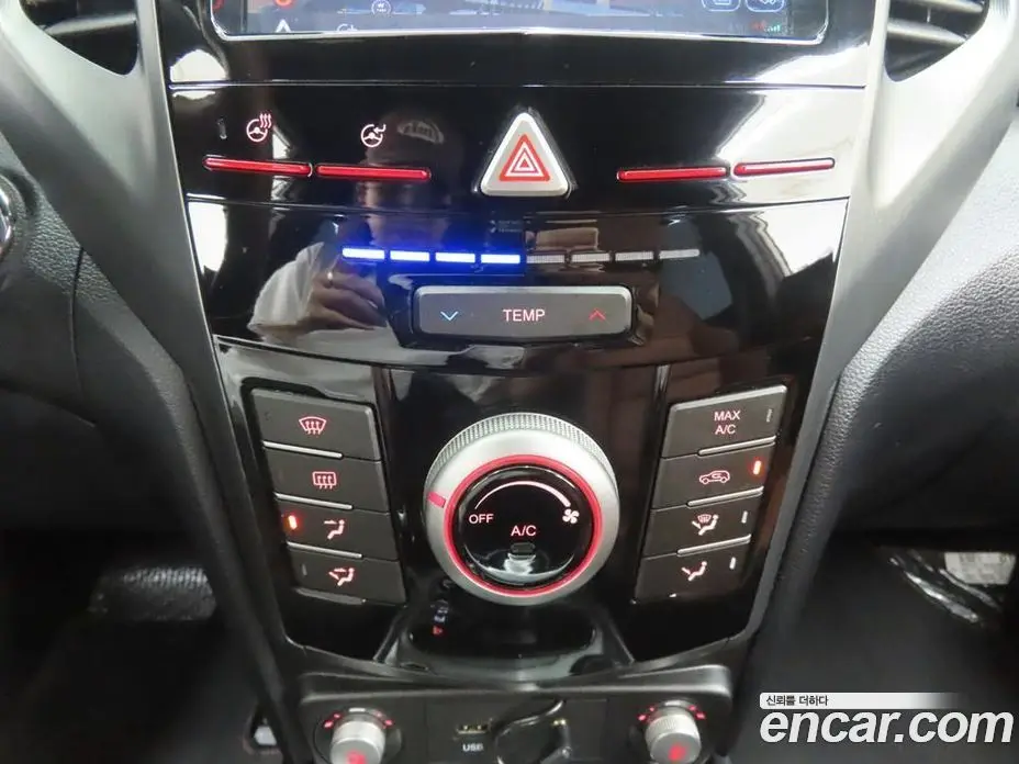 SsangYong TIBOLI 2018 1.6 автомат (гидро), фото 12
