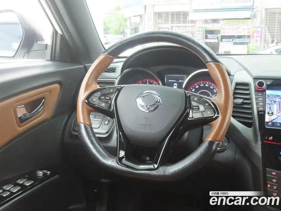 SsangYong TIBOLI 2018 1.6 автомат (гидро), фото 17