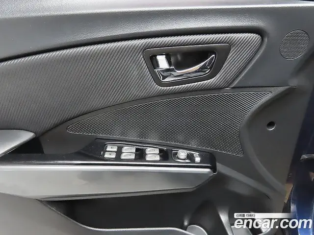 SsangYong TIBOLI 2019 1.6 автомат (гидро), миниатюра 12