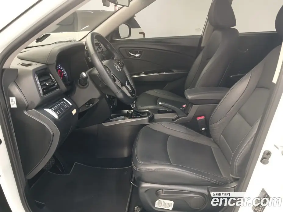 SsangYong TIBOLI 2021 1.5 автомат (гидро), фото 9 SsangYong TIBOLI 2021 1.5 автомат (гидро), фото 9