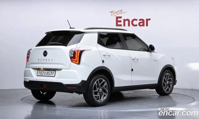 SsangYong TIBOLI 2022 1.5 автомат (гидро), миниатюра 2