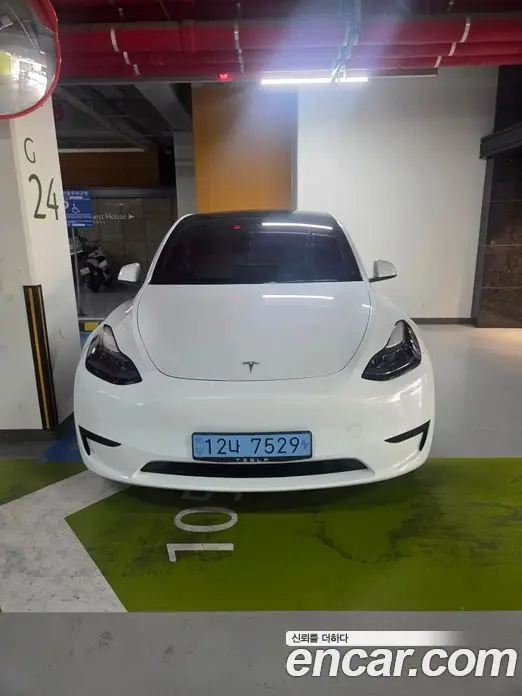 Tesla Model Y 2023 автомат (гидро), фото 2 Tesla Model Y 2023 автомат (гидро), фото 2