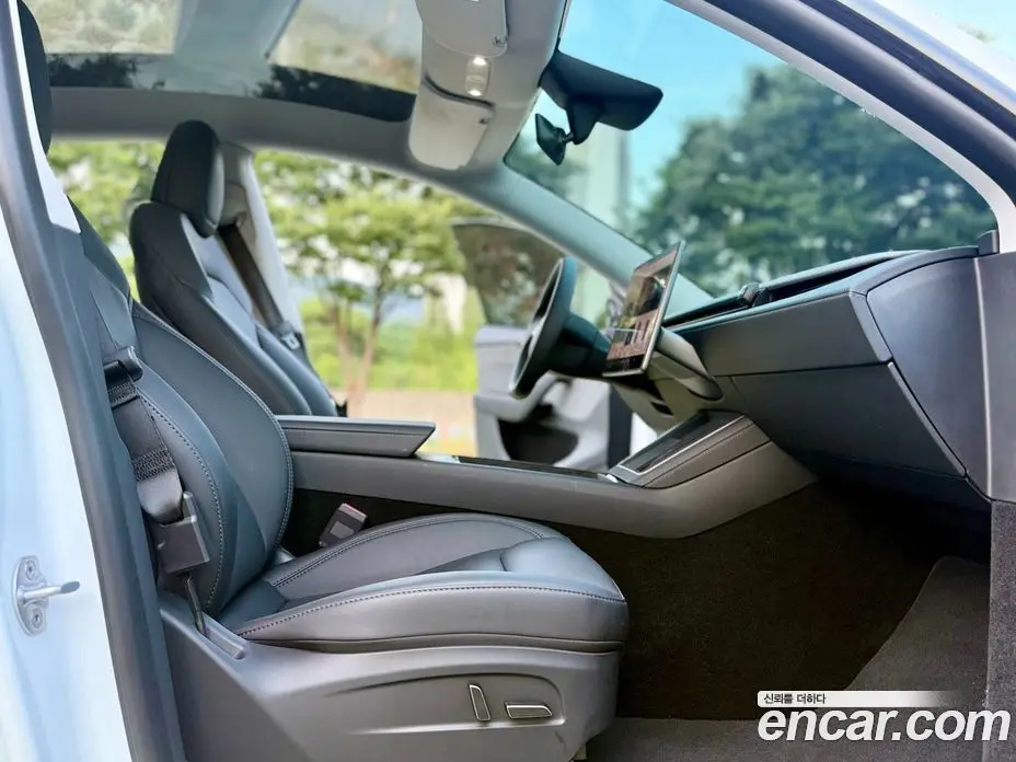 Tesla Model Y 2025 0.2 автомат (гидро), фото 11 Tesla Model Y 2025 0.2 автомат (гидро), фото 11