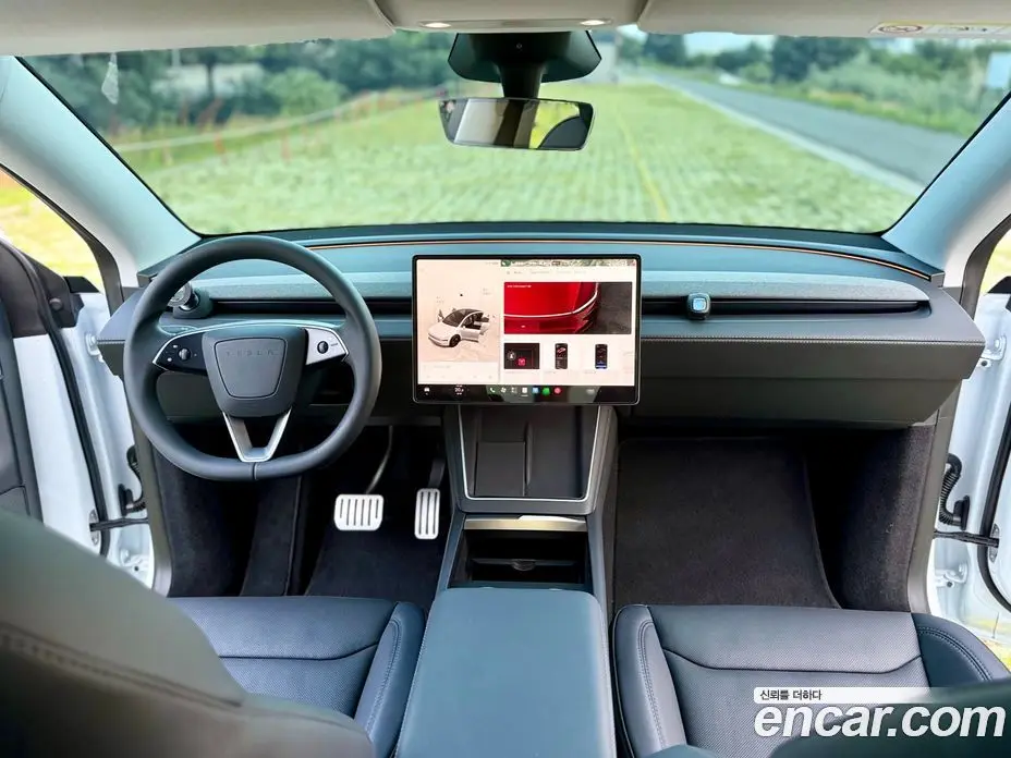 Tesla Model Y 2025 0.2 автомат (гидро), фото 13 Tesla Model Y 2025 0.2 автомат (гидро), фото 13