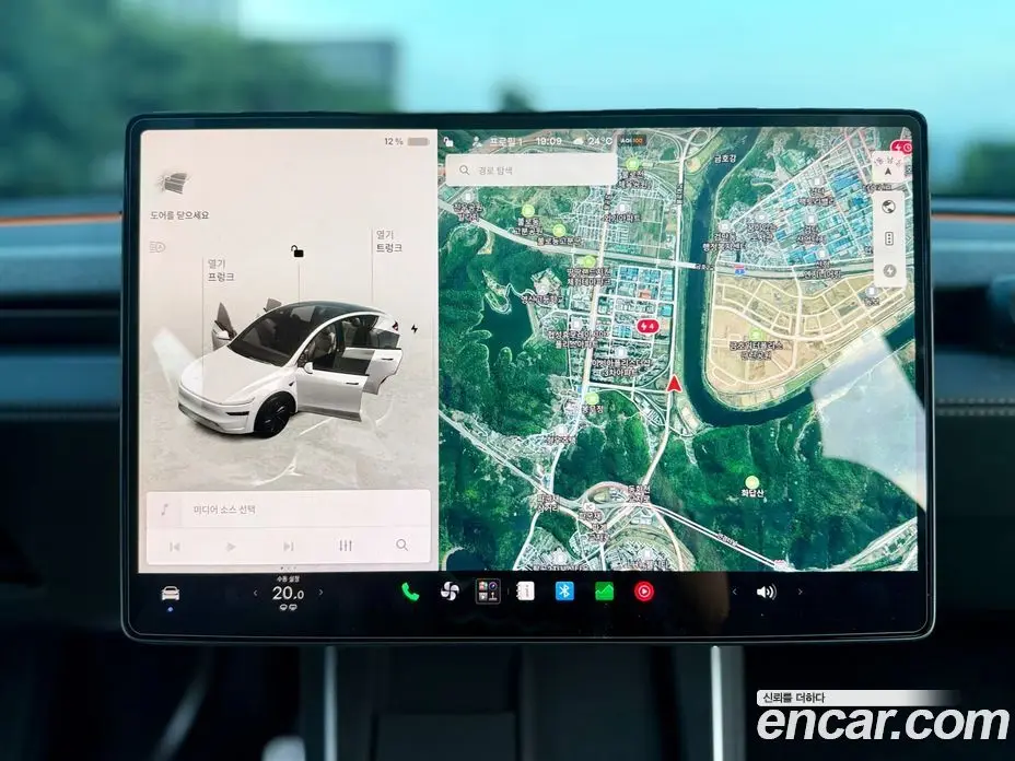 Tesla Model Y 2025 0.2 автомат (гидро), фото 15 Tesla Model Y 2025 0.2 автомат (гидро), фото 15