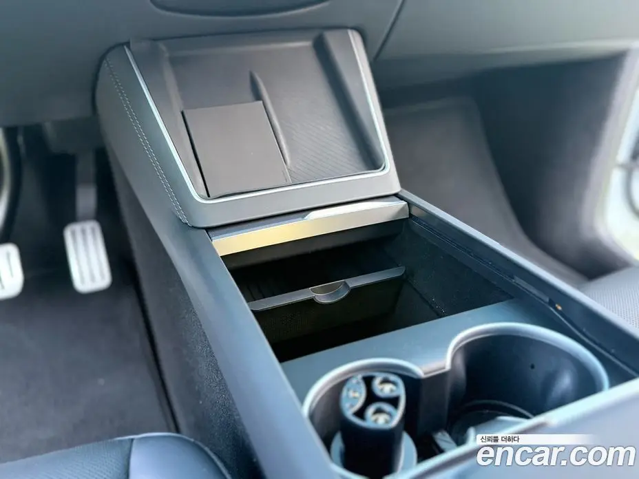 Tesla Model Y 2025 0.2 автомат (гидро), фото 19 Tesla Model Y 2025 0.2 автомат (гидро), фото 19
