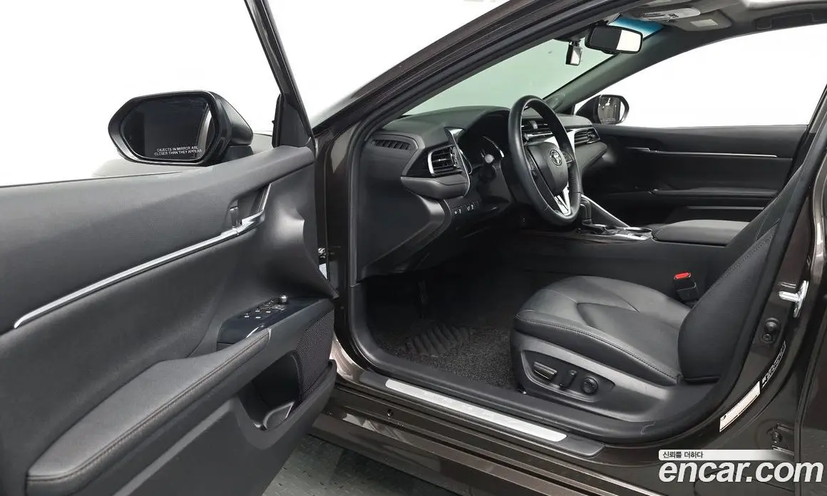 Toyota Camry 2018 2.5 автомат (гидро), фото 12 Toyota Camry 2018 2.5 автомат (гидро), фото 12
