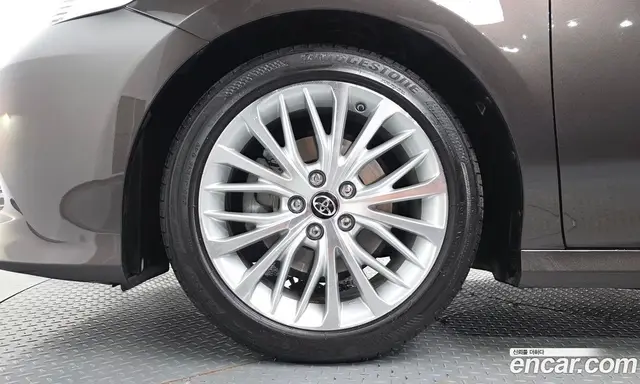Toyota Camry 2018 2.5 автомат (гидро), миниатюра 4 Toyota Camry 2018 2.5 автомат (гидро), миниатюра 4