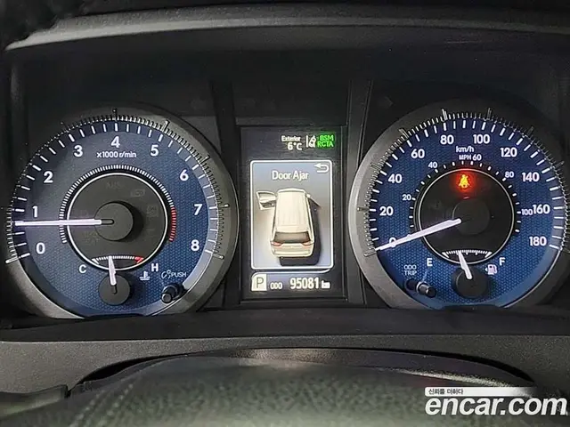 Toyota Sienna 2018 3.5 автомат (гидро), миниатюра 6 Toyota Sienna 2018 3.5 автомат (гидро), миниатюра 6