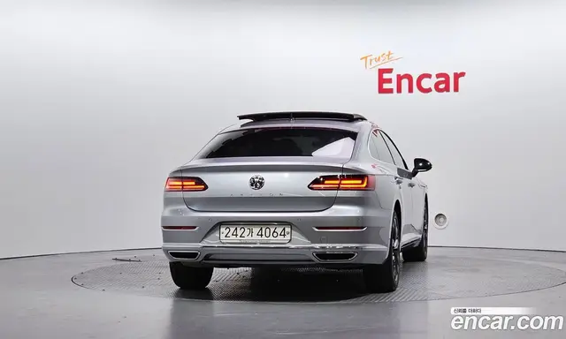 Volkswagen Arteon 2019 2.0 автомат (гидро), миниатюра 4