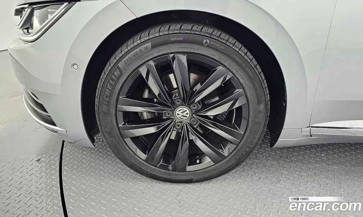 Volkswagen Arteon 2019 2.0 автомат (гидро), фото 5