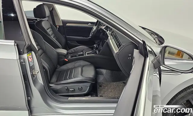 Volkswagen Arteon 2019 2.0 автомат (гидро), миниатюра 10