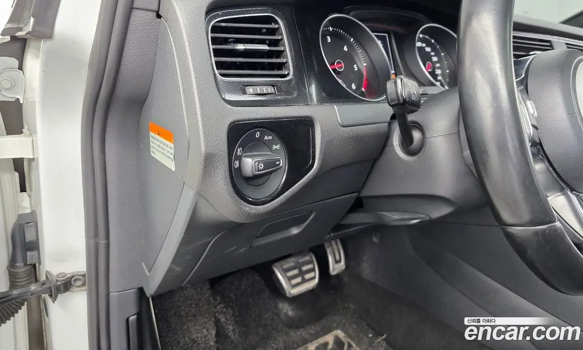 Volkswagen Golf 2014 2.0 автомат (гидро), фото 17 Volkswagen Golf 2014 2.0 автомат (гидро), фото 17