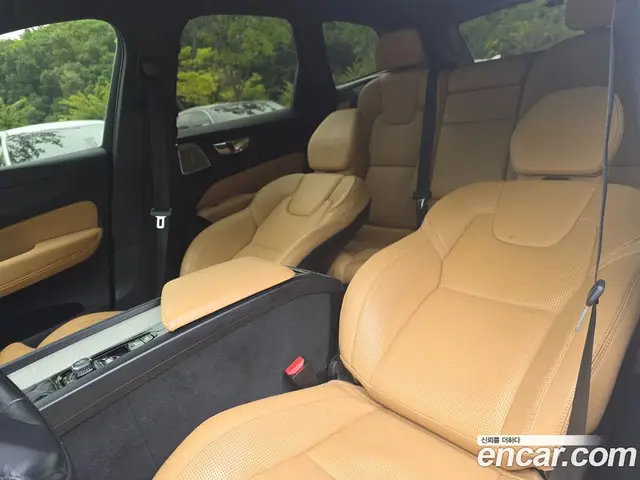 Volvo XC60 2020 2.0 автомат (гидро), миниатюра 10 Volvo XC60 2020 2.0 автомат (гидро), миниатюра 10