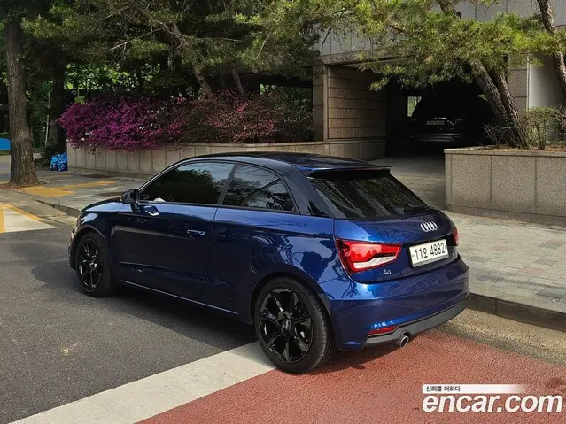 Audi A1 2015 1.6 автомат (гидро), миниатюра 8 Audi A1 2015 1.6 автомат (гидро), миниатюра 8