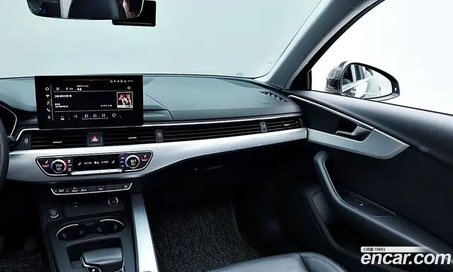 Audi A4 2022 2.0 автомат (гидро), миниатюра 12