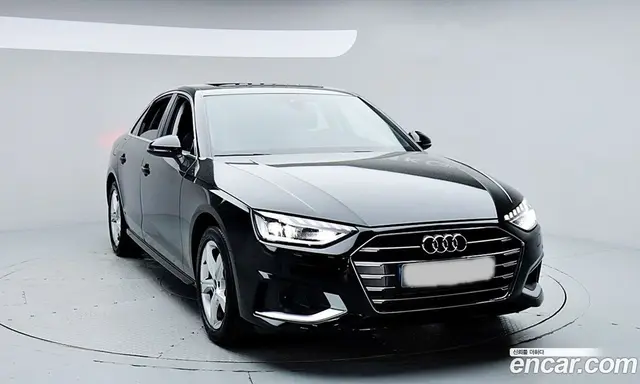 Audi A4 2022 2.0 автомат (гидро), миниатюра 3