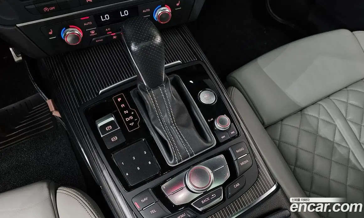 Audi A6 2015 3.0 автомат (гидро), фото 9
