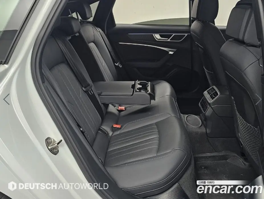 Audi A6 2021 2.0 автомат (гидро), фото 12