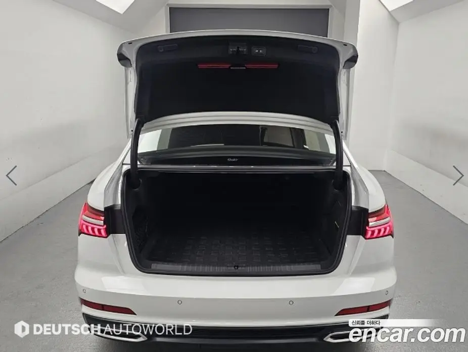 Audi A6 2021 2.0 автомат (гидро), фото 19