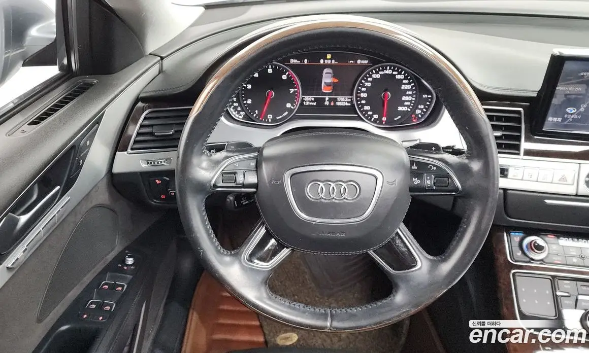 Audi A8 2014 4.0 автомат (гидро), фото 13