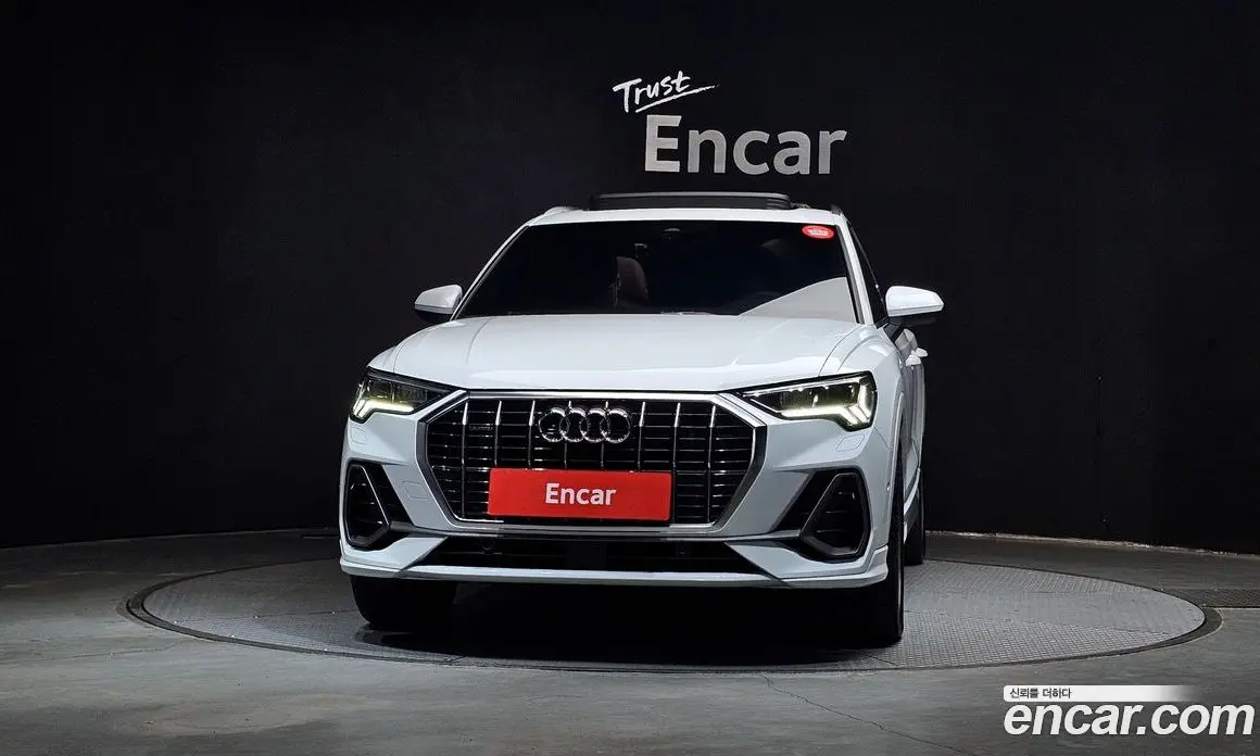 Audi Q3 2023 2.0 автомат (гидро), фото 3
