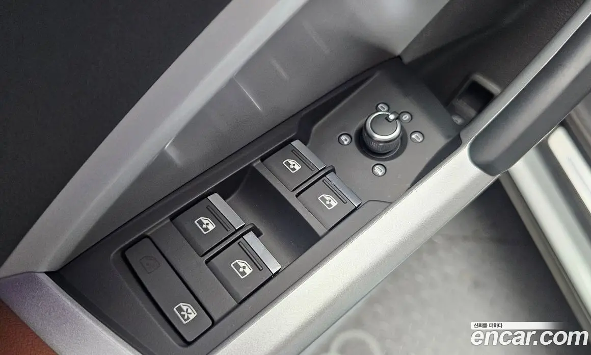 Audi Q3 2023 2.0 автомат (гидро), фото 27