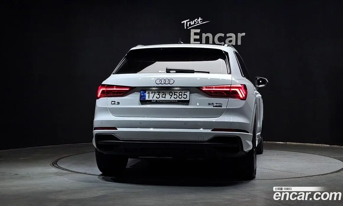 Audi Q3 2023 2.0 автомат (гидро), фото 4