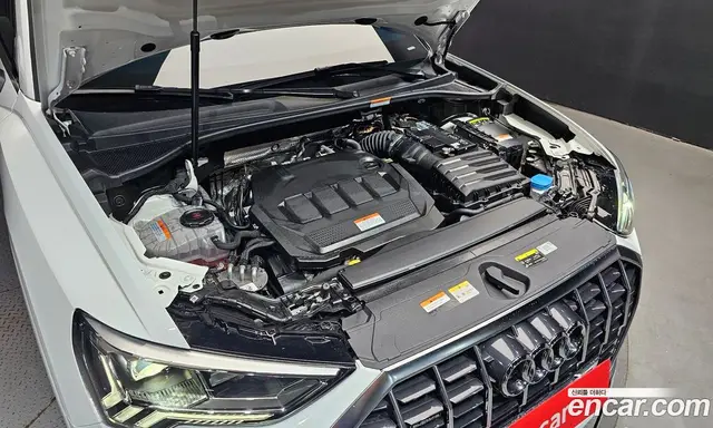 Audi Q3 2023 2.0 автомат (гидро), миниатюра 6