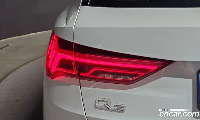 Audi Q3 2023 2.0 автомат (гидро), миниатюра 9