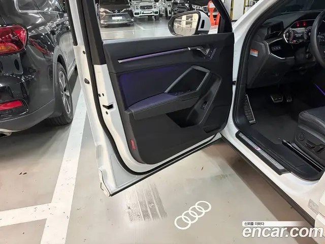 Audi Q3 2023 2.0 автомат (гидро), миниатюра 12