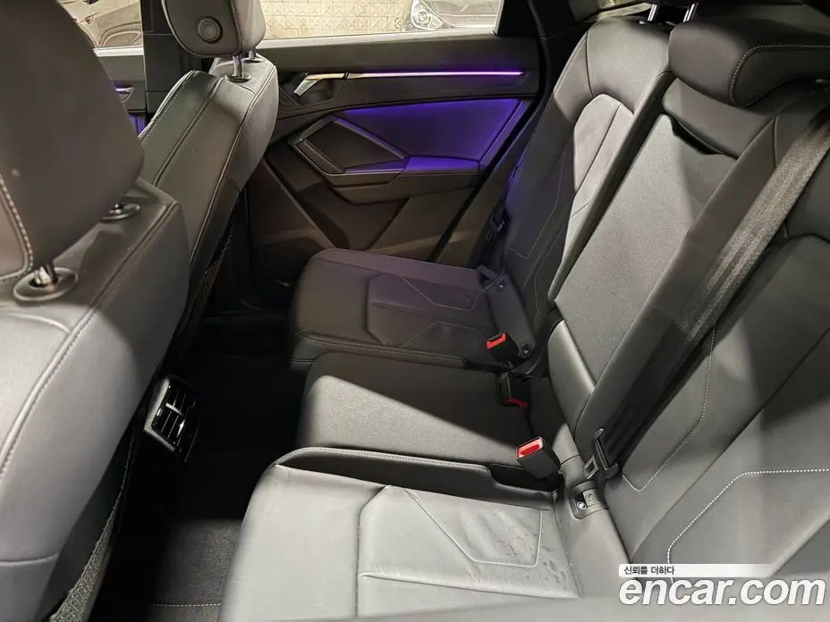 Audi Q3 2023 2.0 автомат (гидро), фото 13