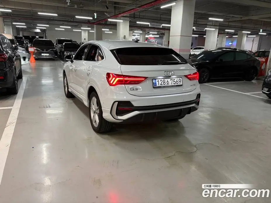 Audi Q3 2023 2.0 автомат (гидро), фото 16