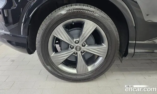 Audi Q4 e-tron 2022 0.2 автомат (гидро), миниатюра 5