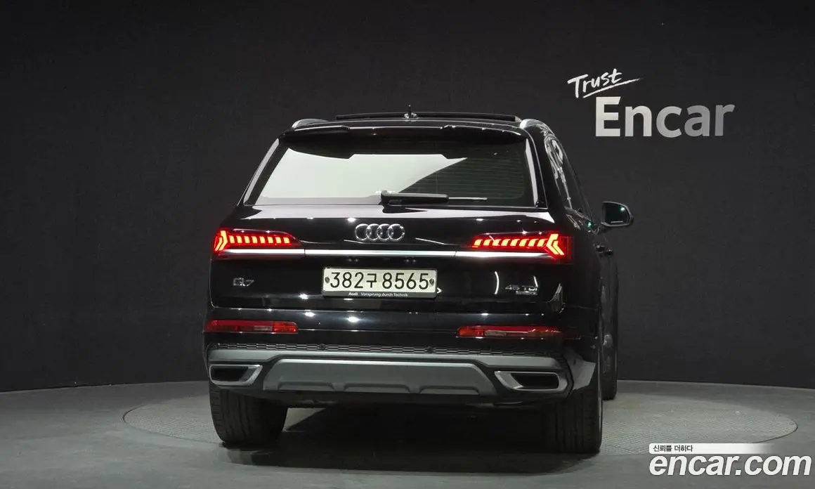Audi Q7 2022 3.0 автомат (гидро), фото 4