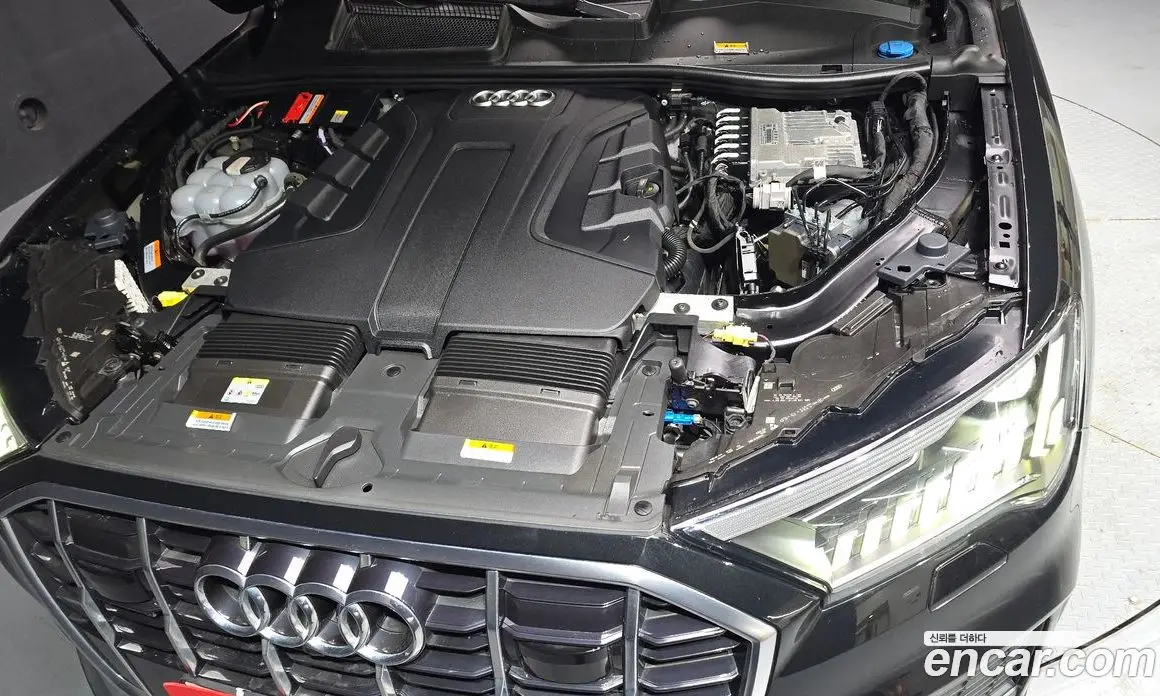 Audi Q7 2022 3.0 автомат (гидро), фото 6