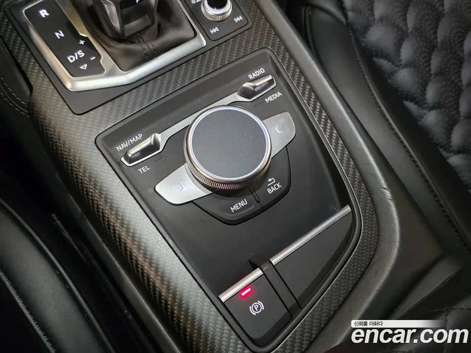 Audi R8 2017 5.2 автомат (гидро), фото 14 Audi R8 2017 5.2 автомат (гидро), фото 14