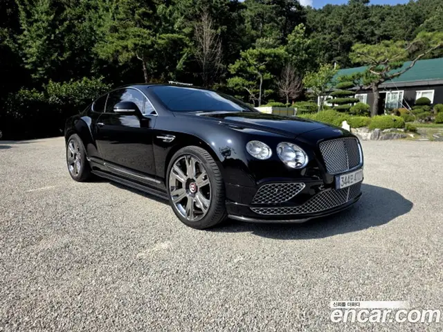 Bentley Continental 2015 4.0 автомат (гидро), миниатюра 1 Bentley Continental 2015 4.0 автомат (гидро), миниатюра 1