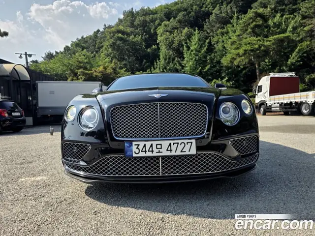 Bentley Continental 2015 4.0 автомат (гидро), миниатюра 3 Bentley Continental 2015 4.0 автомат (гидро), миниатюра 3