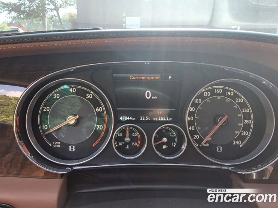 Bentley Continental 2015 4.0 автомат (гидро), фото 9 Bentley Continental 2015 4.0 автомат (гидро), фото 9