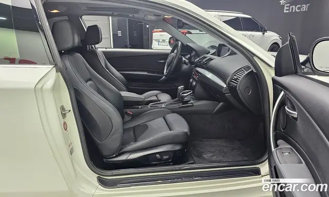 BMW 1 серия 2010 2.0 автомат (гидро), миниатюра 11
