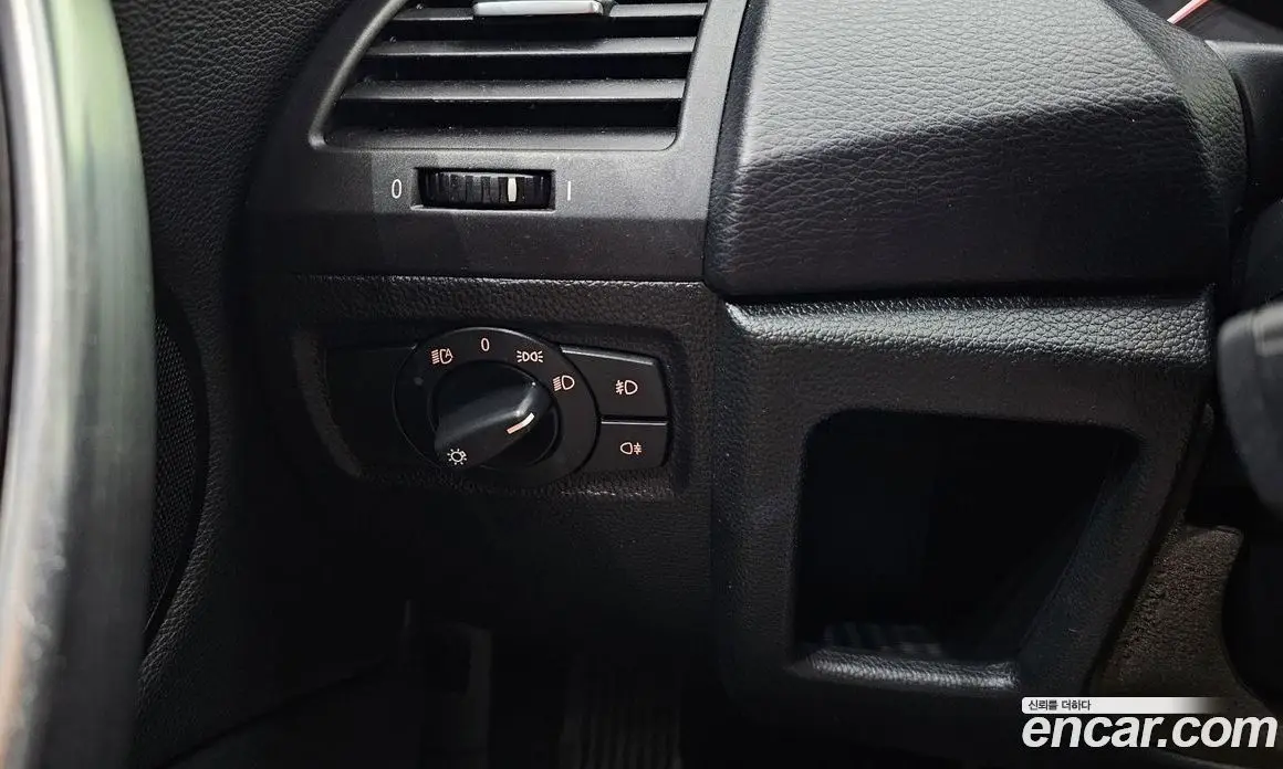 BMW 1 серия 2010 2.0 автомат (гидро), фото 17
